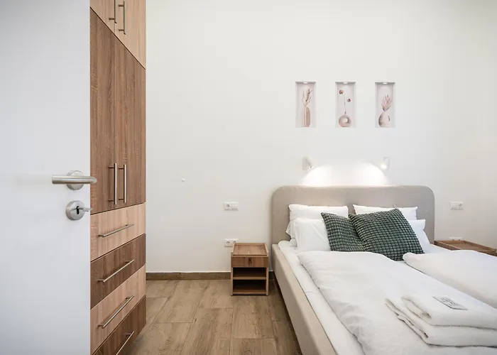 Andrassy Essence * Budapest