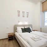 Andrassy Essence * Budapest